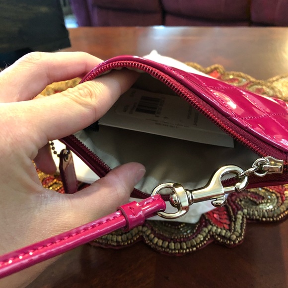 Coach Pop Gloss Hot Pink Wristlet NWT - Picture 4 of 6
